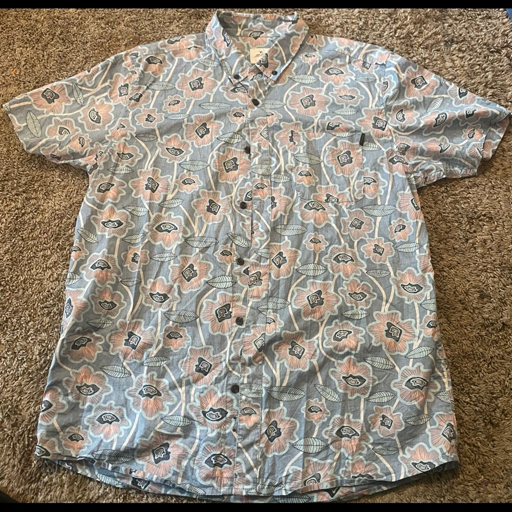 Mens‎ rip curl button up shirt large